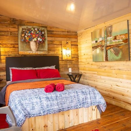 Blyde Africa- Cottage Benoni Extérieur photo