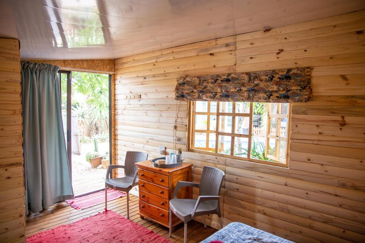 Blyde Africa- Cottage Benoni Extérieur photo